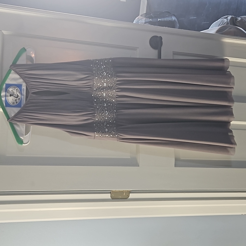 Jessica Howard size 14